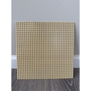 LEGO Classic Sand Baseplate 32x32 Studs (10699)